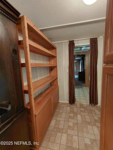 15690 SEARS Road, Jacksonville, FL 32218