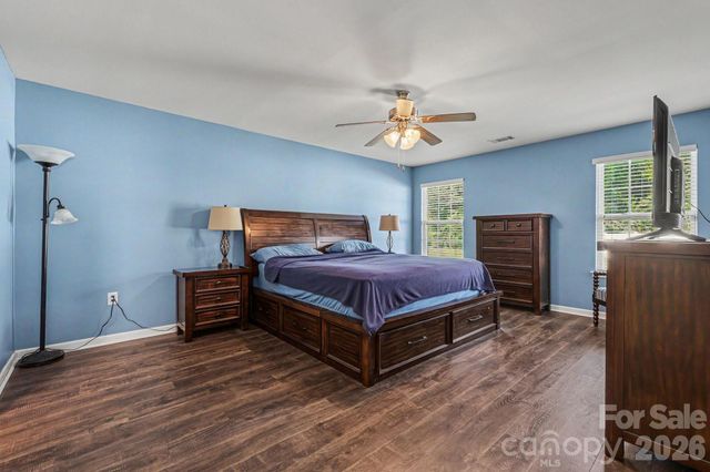 2428 Alex Ryan Drive, Charlotte, NC 28216