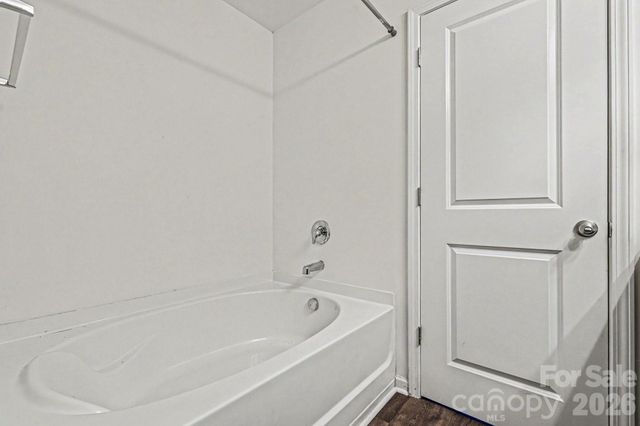 2428 Alex Ryan Drive, Charlotte, NC 28216