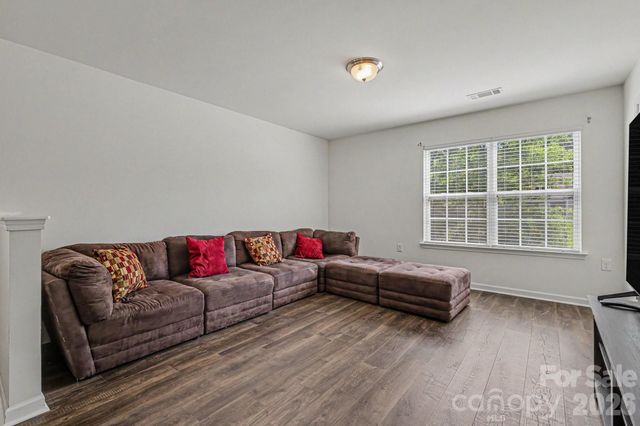 2428 Alex Ryan Drive, Charlotte, NC 28216