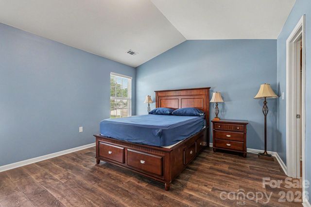 2428 Alex Ryan Drive, Charlotte, NC 28216
