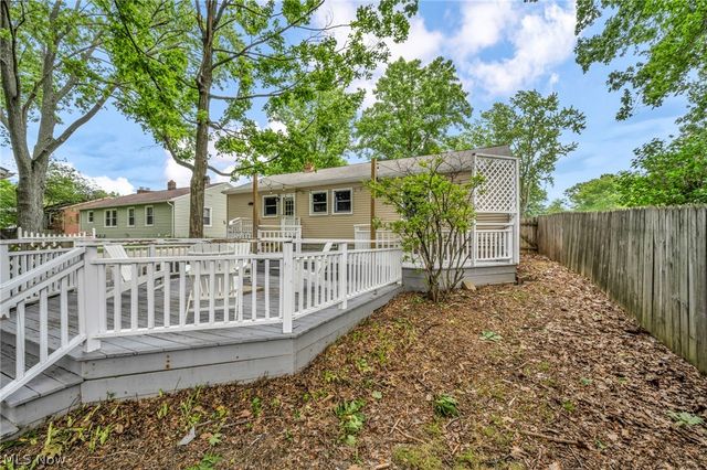 3732 W 232nd Street, North Olmsted, OH 44070
