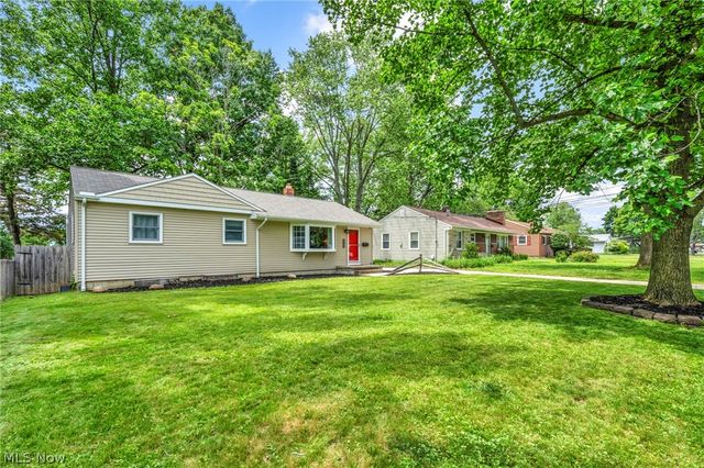 3732 W 232nd Street, North Olmsted, OH 44070