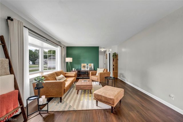 3732 W 232nd Street, North Olmsted, OH 44070