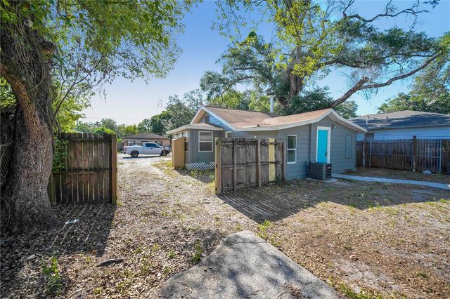 8103 N BROOKS STREET, Tampa, FL 33604