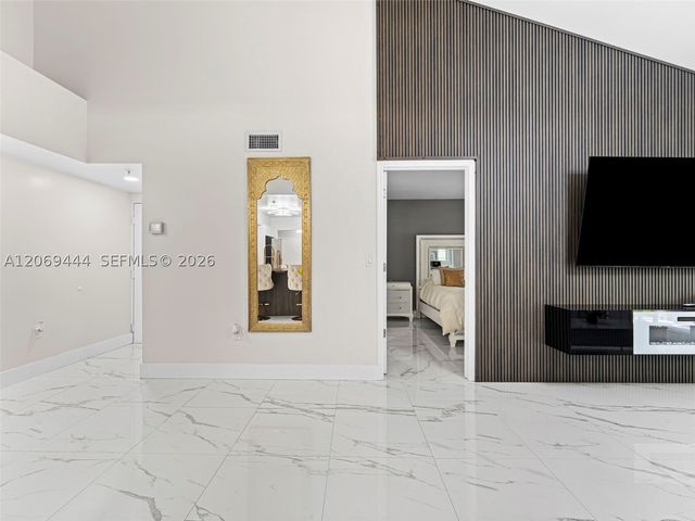 12106 Saint Andrews Pl 202, Miramar, FL 33025