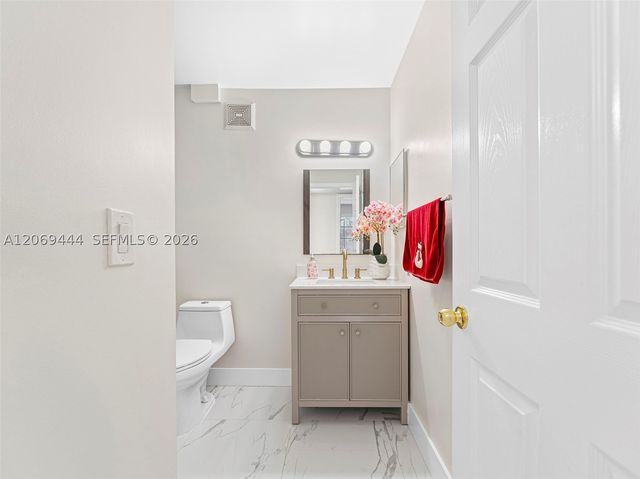 12106 Saint Andrews Pl 202, Miramar, FL 33025