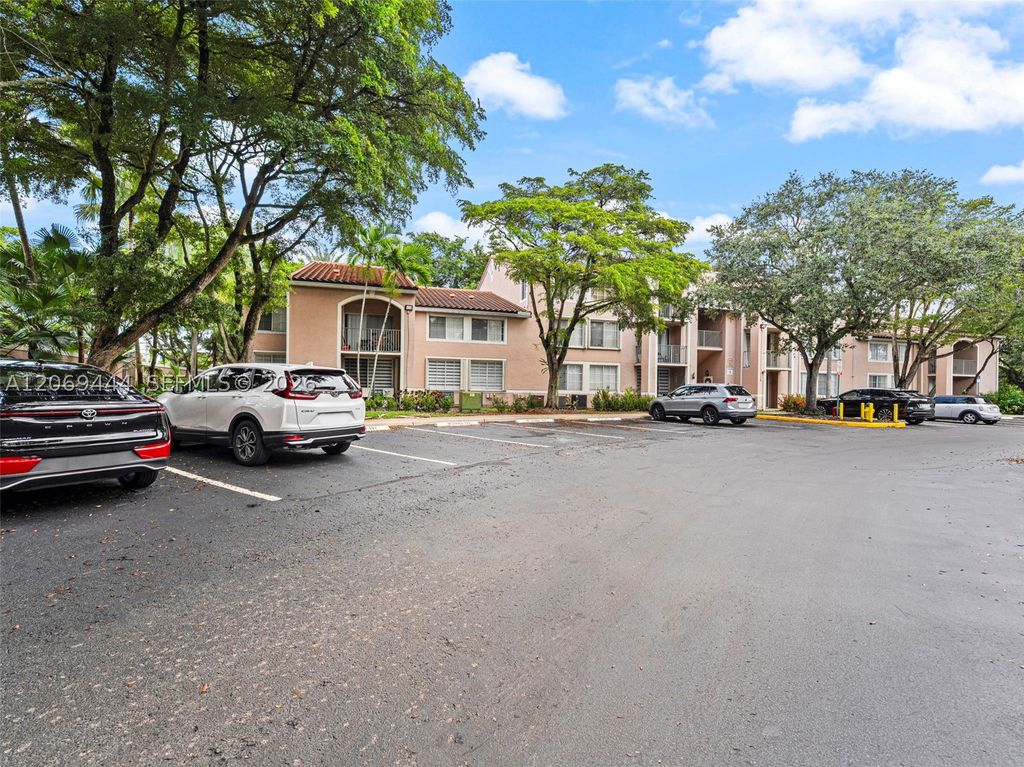 12106 Saint Andrews Pl 202, Miramar, FL 33025