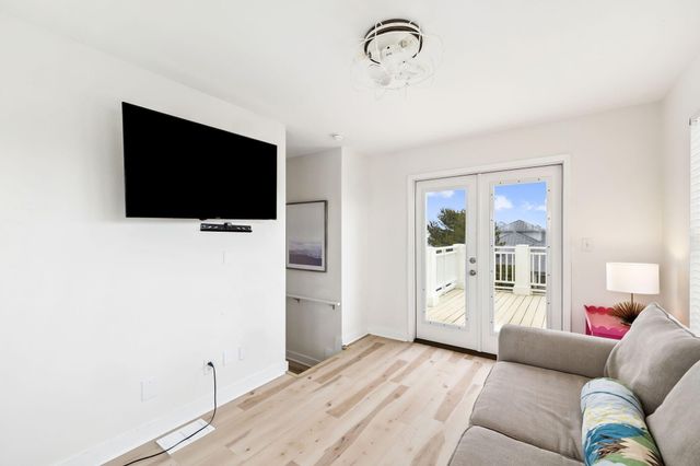 34 E Lifeguard Loop, Inlet Beach, FL 32461