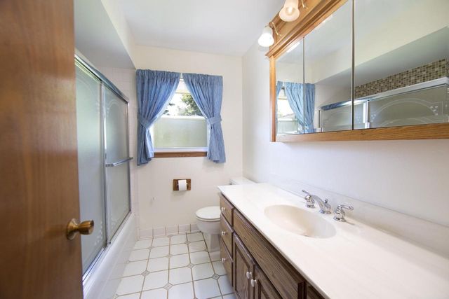 10520 W Monastery DRIVE, Franklin, WI 53132