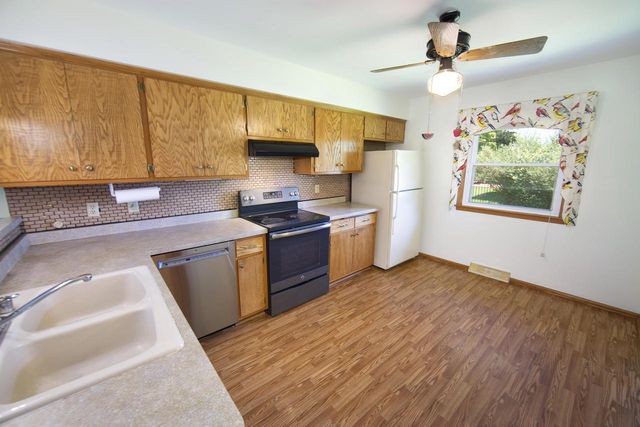 10520 W Monastery DRIVE, Franklin, WI 53132