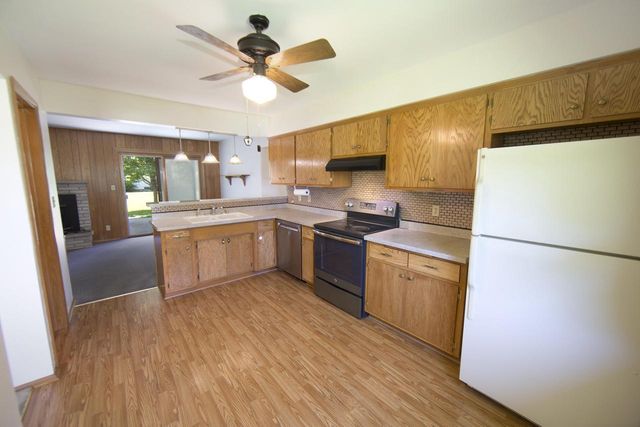 10520 W Monastery DRIVE, Franklin, WI 53132