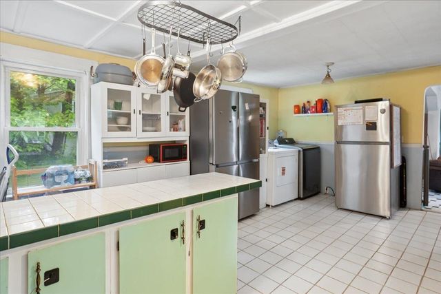 60 Avery Street, Laconia, NH 03246