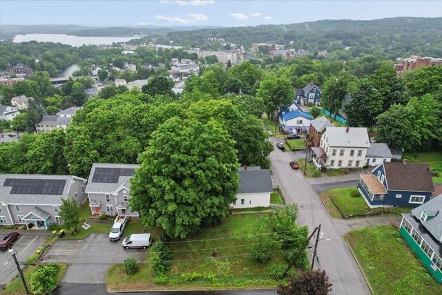 60 Avery Street, Laconia, NH 03246