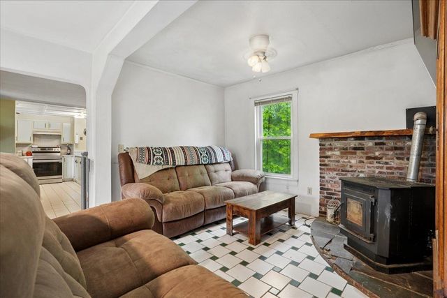 60 Avery Street, Laconia, NH 03246