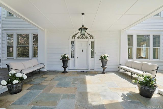 34 Park Road, Scarsdale, NY 10583