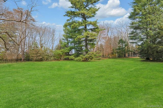 34 Park Road, Scarsdale, NY 10583