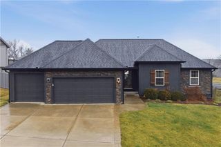 20700 W 72nd Terrace, Shawnee, KS 66218