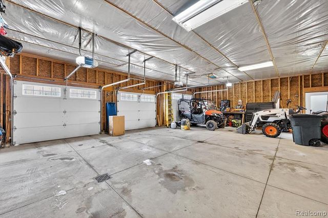 1881 S Lake George Road, Attica, MI 48412