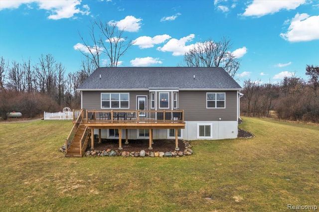 1881 S Lake George Road, Attica, MI 48412