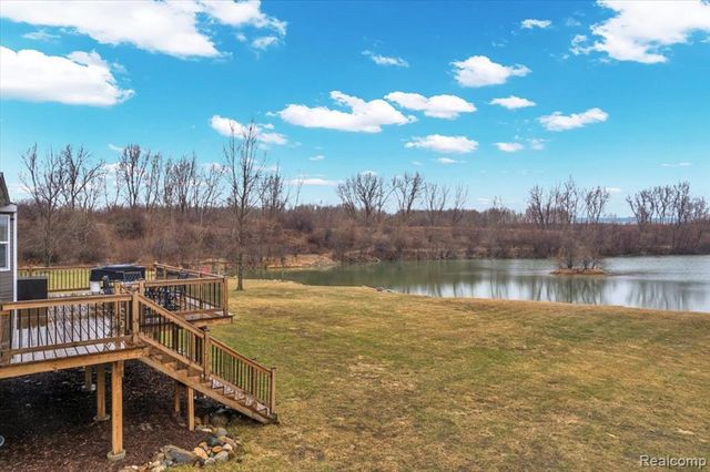 1881 S Lake George Road, Attica, MI 48412