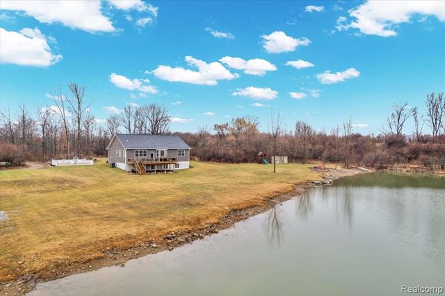 1881 S Lake George Road, Attica, MI 48412