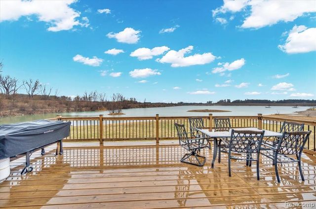 1881 S Lake George Road, Attica, MI 48412