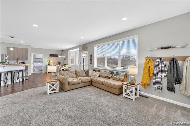 1881 S Lake George Road, Attica, MI 48412