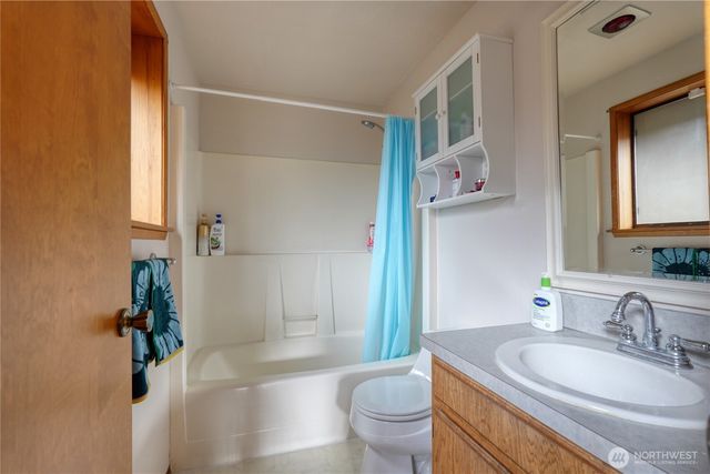 6511 255th Street Ct E, Graham, WA 98338