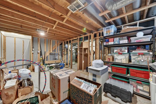 38969 Golfview Drive W, Clinton Charter Township, MI 48038