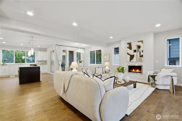 8328 138th Lane SE, Newcastle, WA 98059