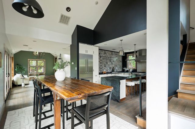 913 Christopher ST, Austin, TX 78704