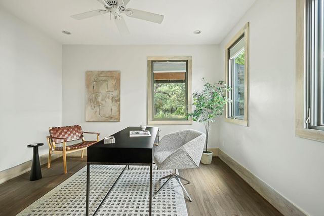 913 Christopher ST, Austin, TX 78704