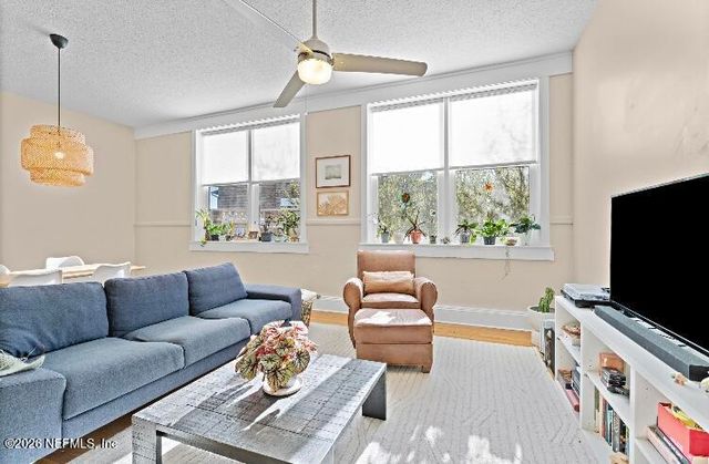 2525 COLLEGE Street 2304, Jacksonville, FL 32204