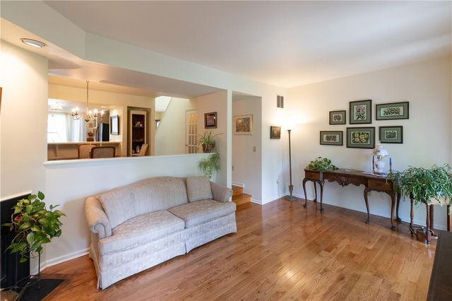 122 Founders Court, Bethlehem City, PA 18020