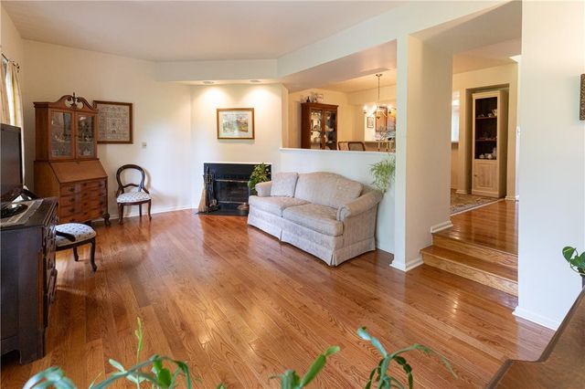 122 Founders Court, Bethlehem City, PA 18020