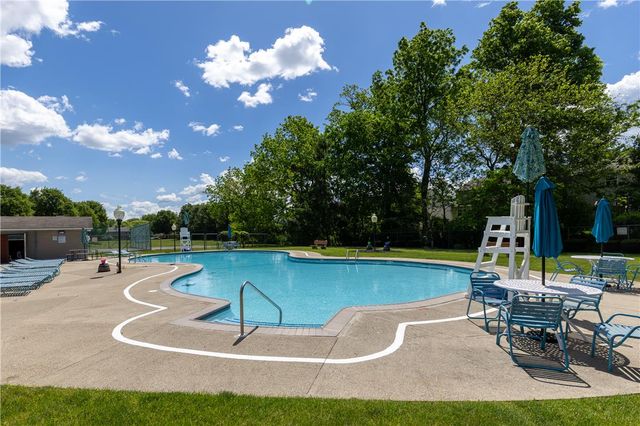122 Founders Court, Bethlehem City, PA 18020
