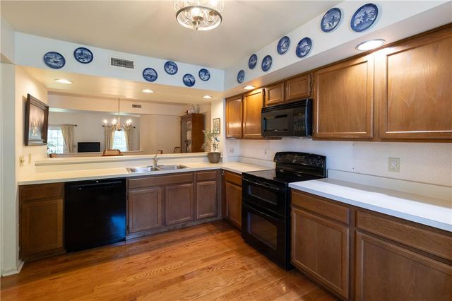 122 Founders Court, Bethlehem City, PA 18020