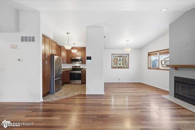 4100 McLean Place, Anchorage, AK 99504