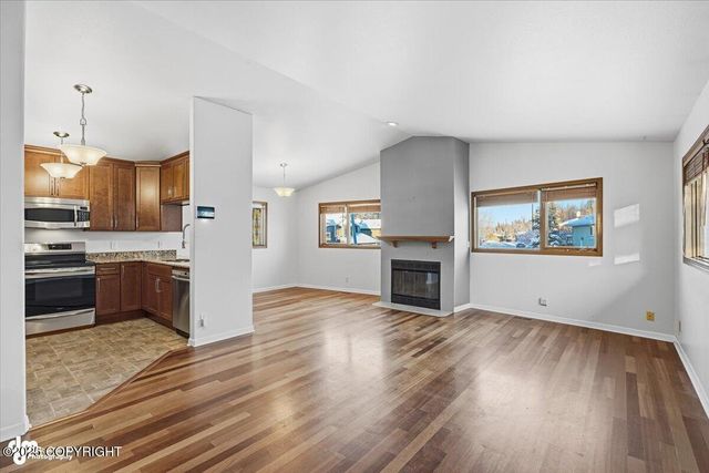 4100 McLean Place, Anchorage, AK 99504