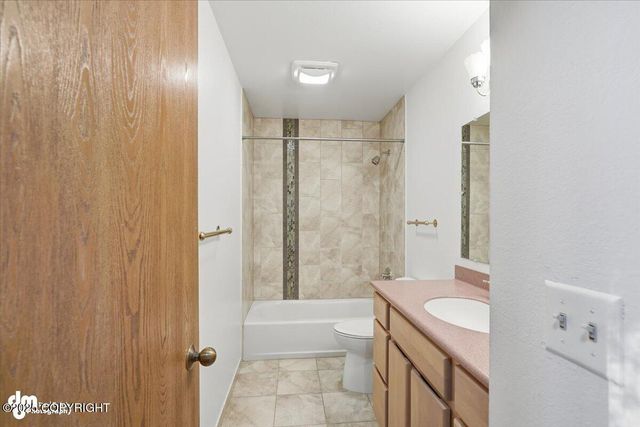 4100 McLean Place, Anchorage, AK 99504