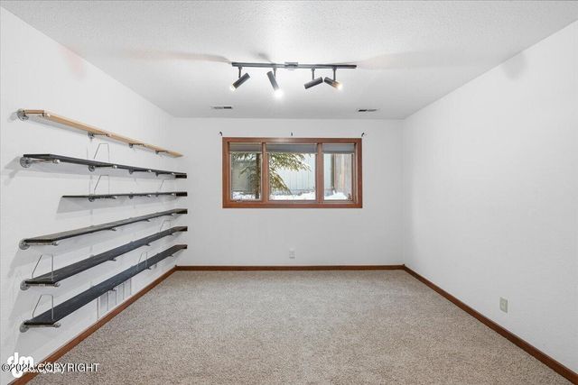 4100 McLean Place, Anchorage, AK 99504