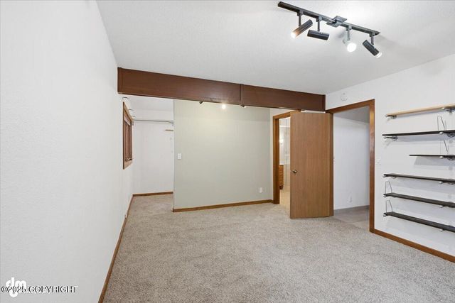 4100 McLean Place, Anchorage, AK 99504