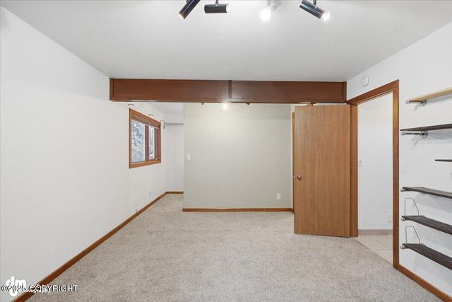 4100 McLean Place, Anchorage, AK 99504