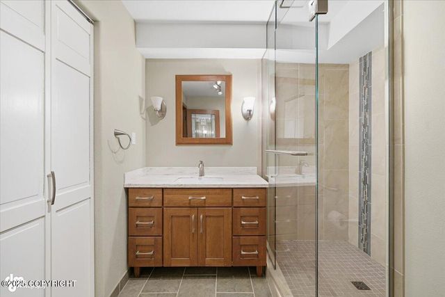 4100 McLean Place, Anchorage, AK 99504