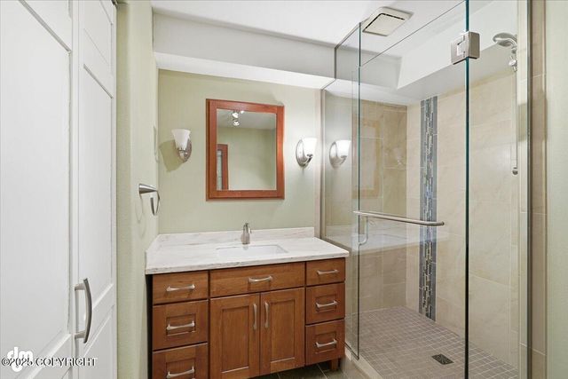 4100 McLean Place, Anchorage, AK 99504