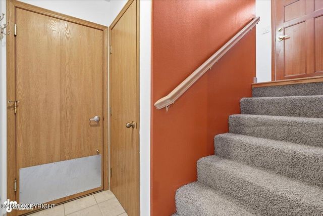 4100 McLean Place, Anchorage, AK 99504