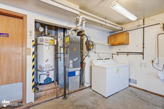 4100 McLean Place, Anchorage, AK 99504