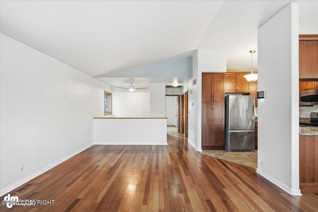 4100 McLean Place, Anchorage, AK 99504