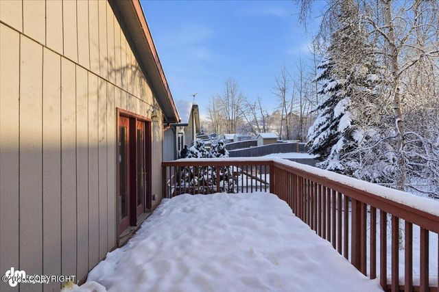 4100 McLean Place, Anchorage, AK 99504